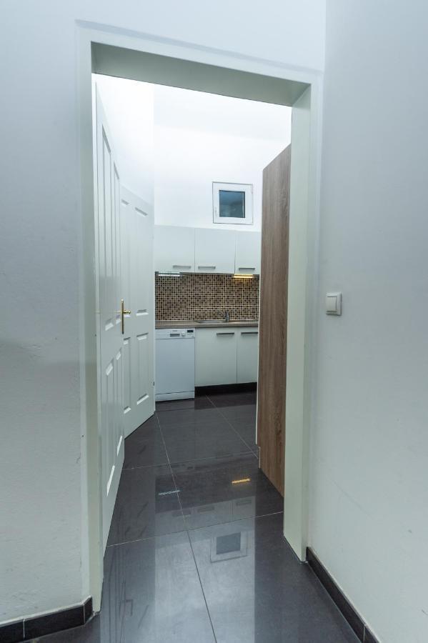 Moderne 2-Zimmer Wohnung In Wien ภายนอก รูปภาพ