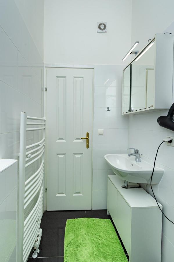 Moderne 2-Zimmer Wohnung In Wien ภายนอก รูปภาพ